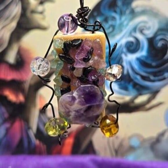 Amethyst Gemstone Heart with Crystal Chips and Beads Pendant - Picture 5 of 6